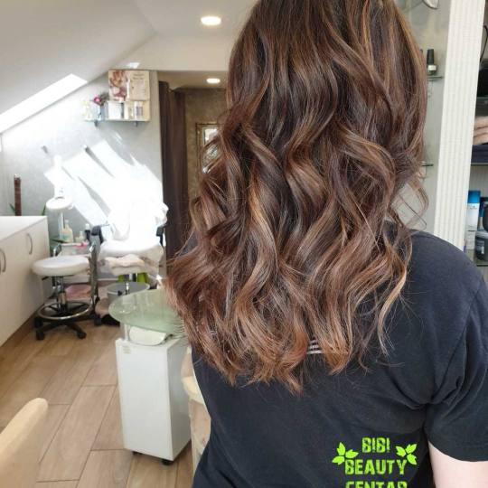 Bibi beauty centar #beograd Pramenovi Pramenovi na foliju u 1 / 2 boje / blanšem + preliv - kosa sr