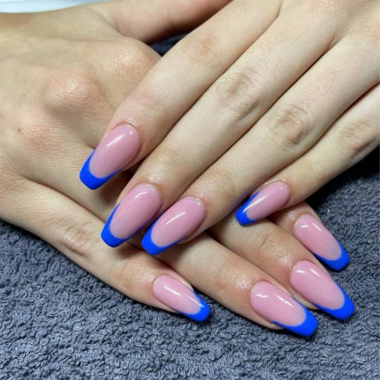 HOB House of Beauty #beograd Izlivanje noktiju Izlivanje noktiju gelom - L dužina