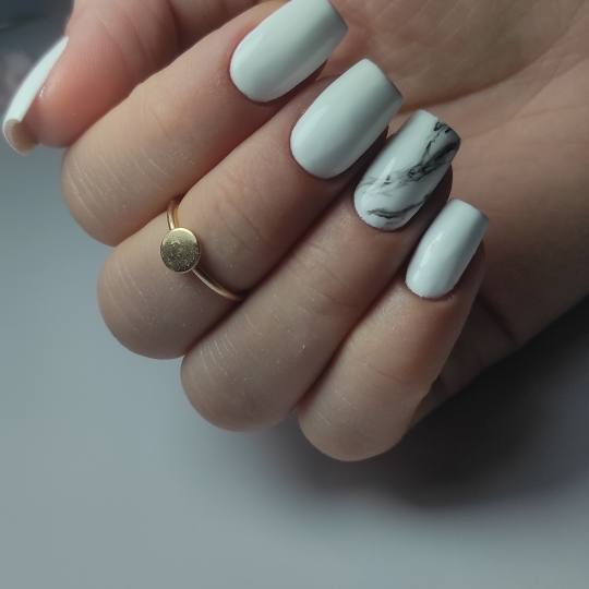 Beauty House by Marija Mitrović #nis Izlivanje noktiju Korekcija noktiju gelom - M dužina