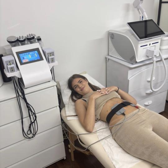 Sophia Style #beograd Tretmani tela EMS + lipolaser - po regijama ✨ EMS TRETMAN – AKTIVIRAJTE MI