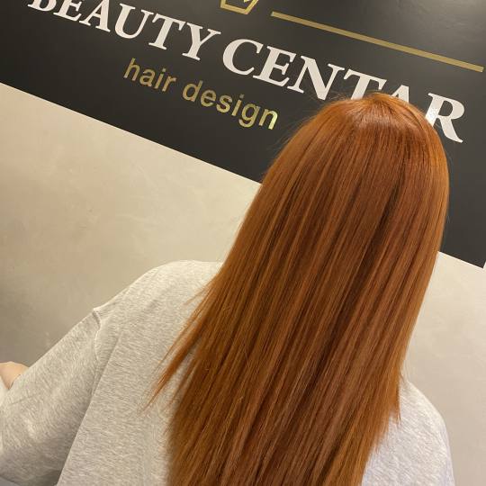 Beauty Centar 2313 #beograd Farbanje kose Farbanje cele dužine - duga kosa