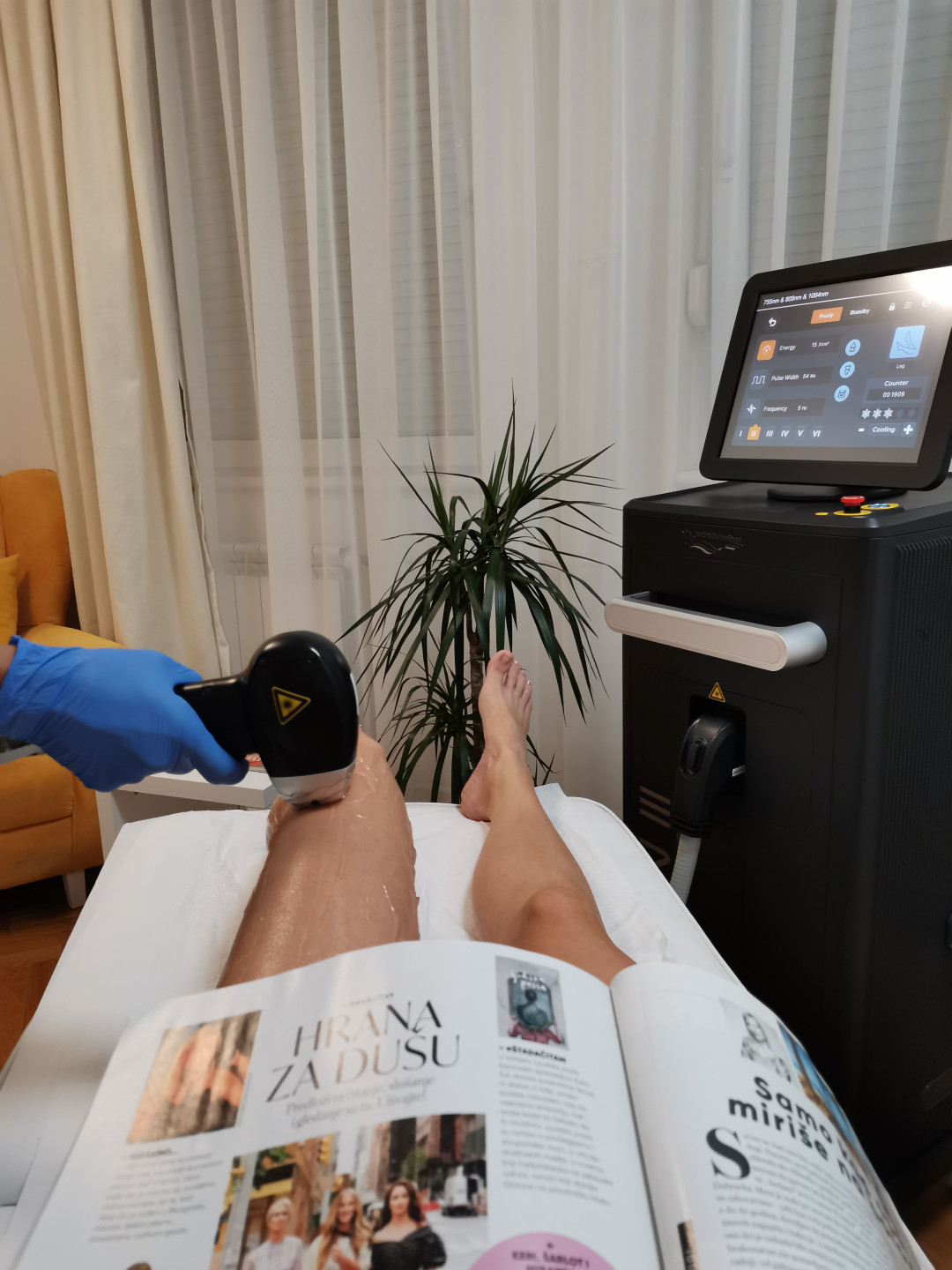 Glow beauty studio #beograd Laserska epilacija Laserska epilacija celih nogu - za dame