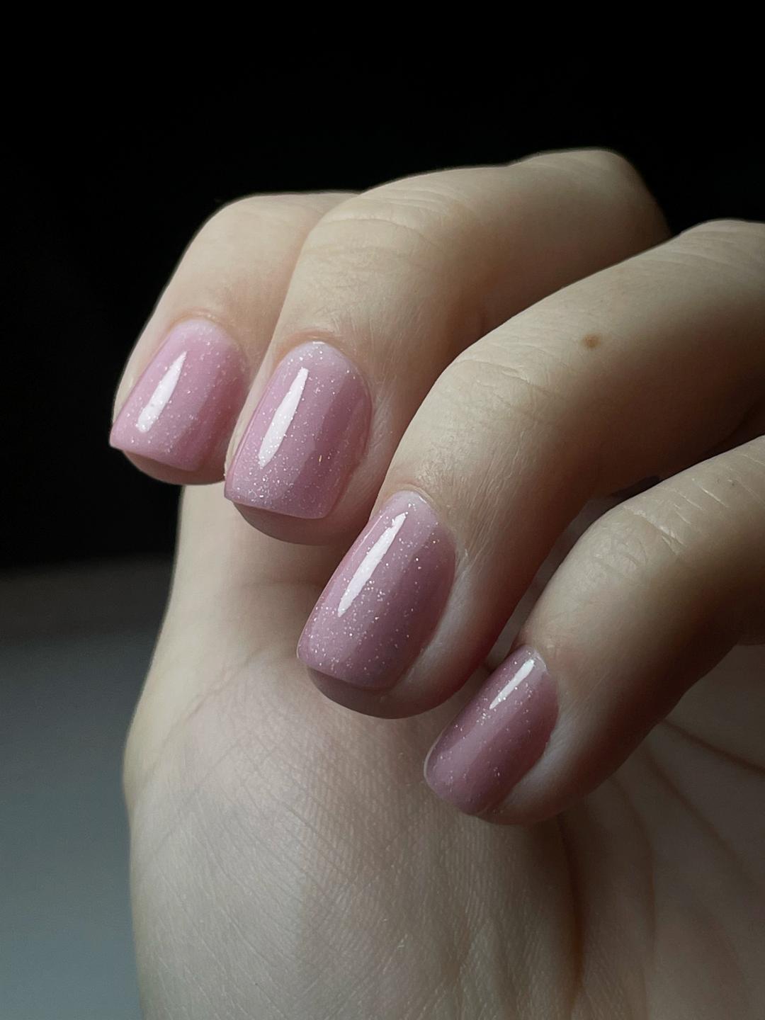 Gel lak / rubber baza - Nails Studio, Beograd Ojačavanje noktiju Nokti Ojačavanje noktiju, Beograd, Banovo brdo