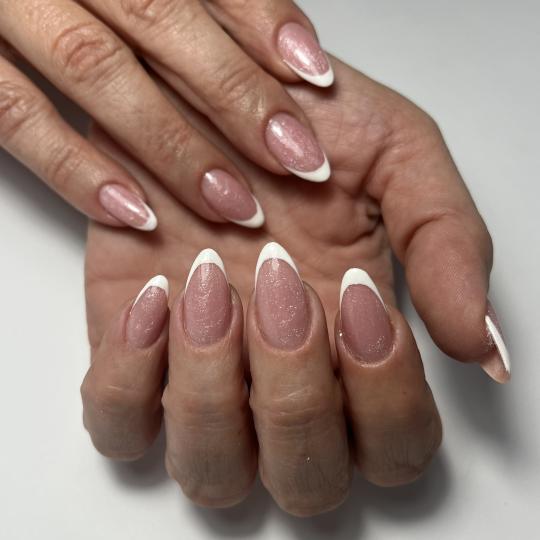 Princess beauty salon #nis Ojačavanje noktiju Korekcija ojačavanja noktiju gelom - M dužina