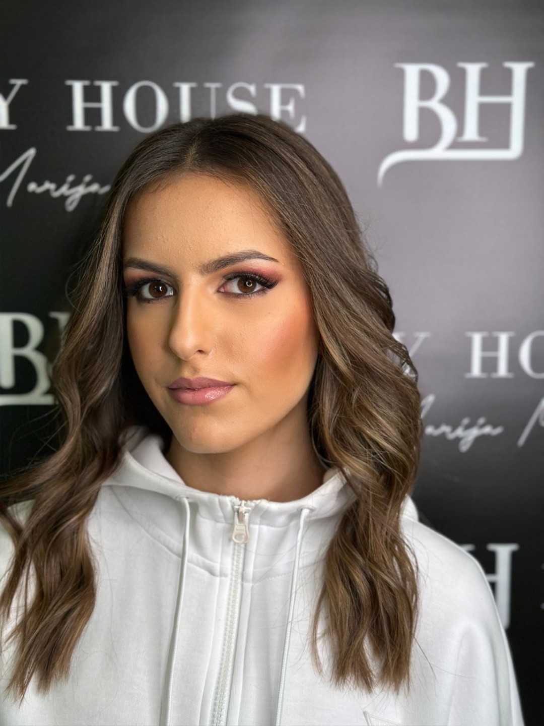 Beauty House by Marija Mitrović #nis Make-up / šminkanje Profesionalno šminkanje + veštačke trepavice