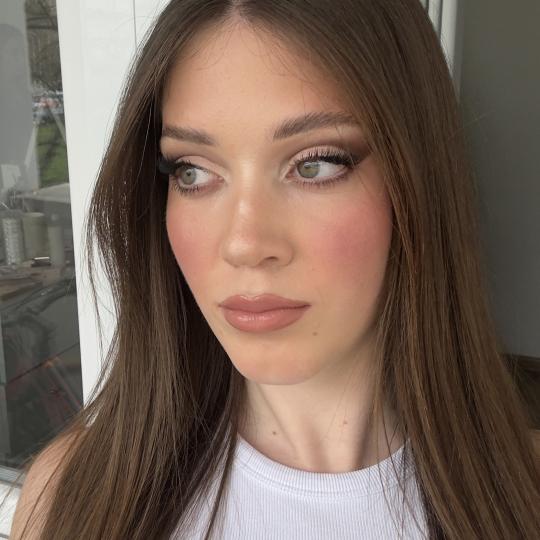 Lola esthetic center #beograd Make-up / šminkanje Profesionalno šminkanje