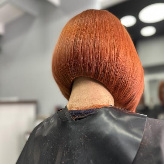 Maestro Jasmin #beograd Šišanje Šišanje feniranje - kosa srednje dužine (do ramena)