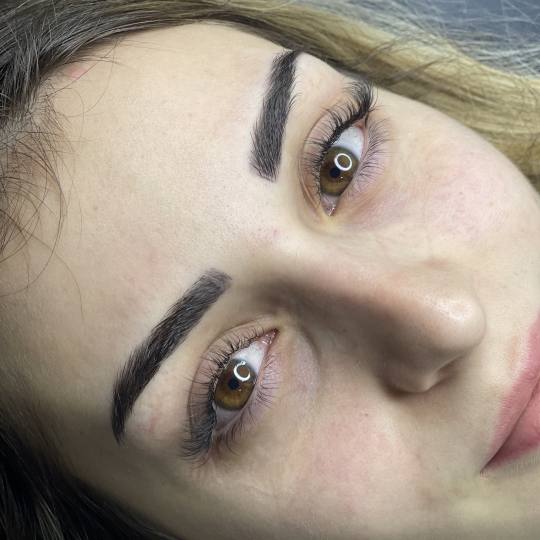 House of Beauty #beograd Nadogradnja trepavica Nadogradnja trepavica mix (2D, 3D, 4D) - natural Rusk