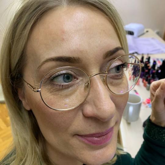 Your Majesty Make up & Beauty Room #beograd Obrve kana obrve Farbanje obrva kanom + oblikovanje konc