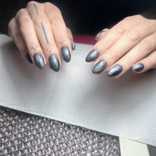 Studio 3S #beograd Ojačavanje noktiju Ojačavanje noktiju gelom