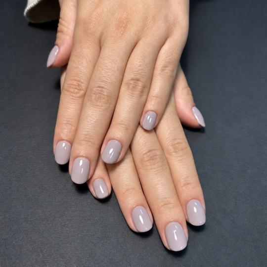 Shishi beauty studio #beograd Gel lak Gel lak ruku + spa manikir gratis