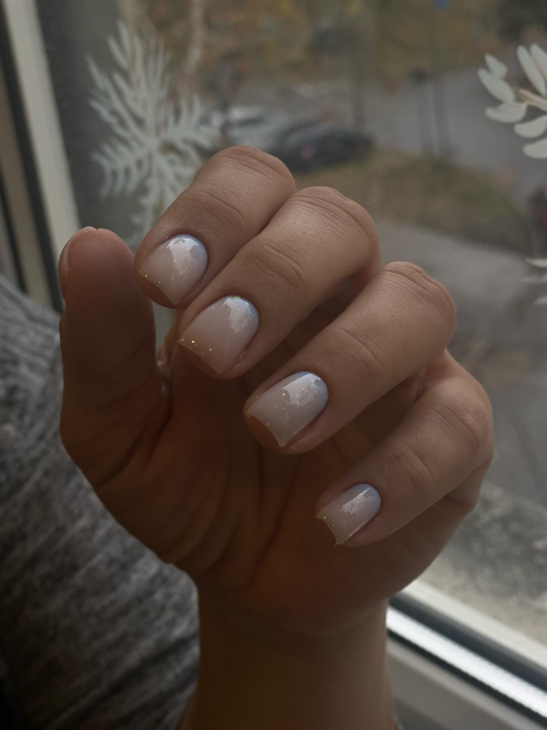 Ojačavanje prirodnih noktiju gelom - S dužina - Ayva Nail Studio, Beograd Ojačavanje noktiju Nokti Ojačavanje noktiju, Beograd, Novi Beograd Fontana, Tošin bunar