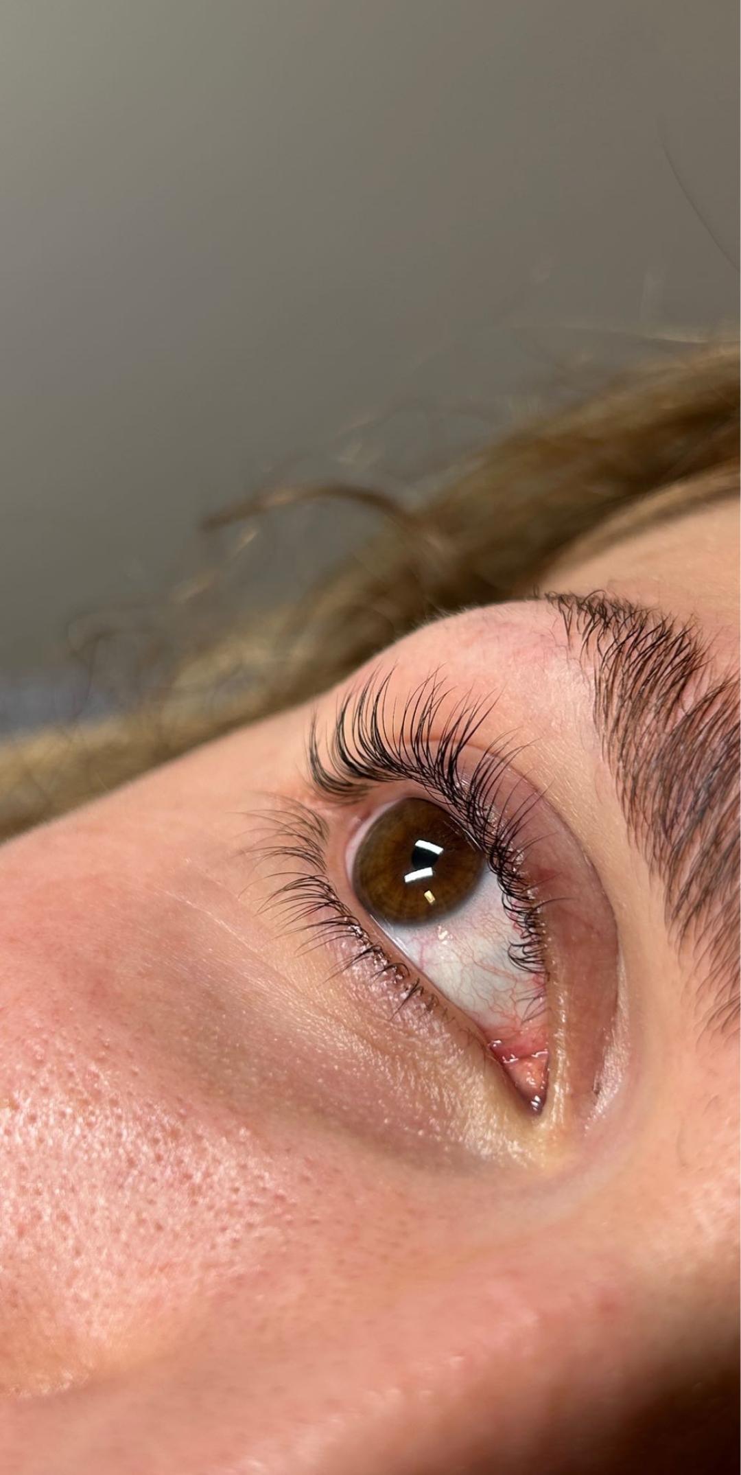 Impresivna i svoja #beograd Trepavice Lash lift + farbanje trepavica