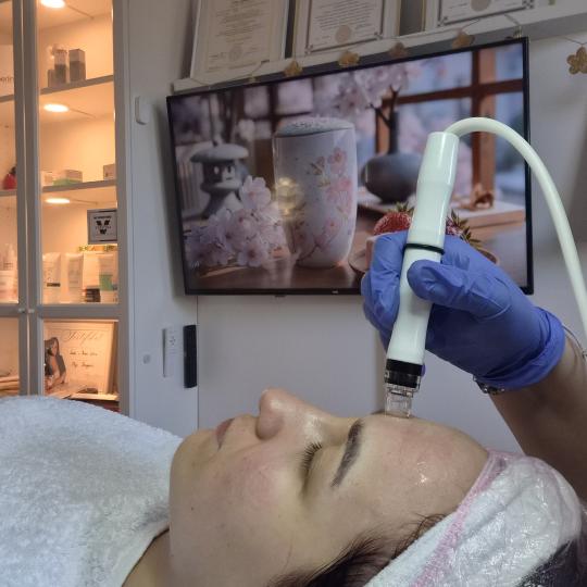 Oladoria Rituals #novisad Tretman lica Holivudski tretman lica - mikrodermoabrazija + hydrafacial