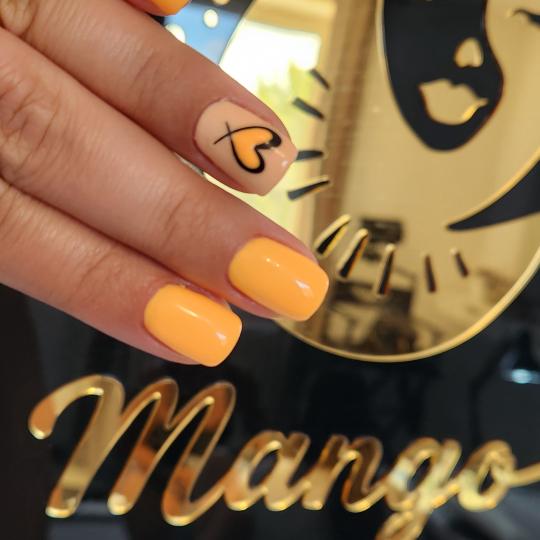 Mango beauty studio #novisad Gel lak Gel lak - ruke Nokti