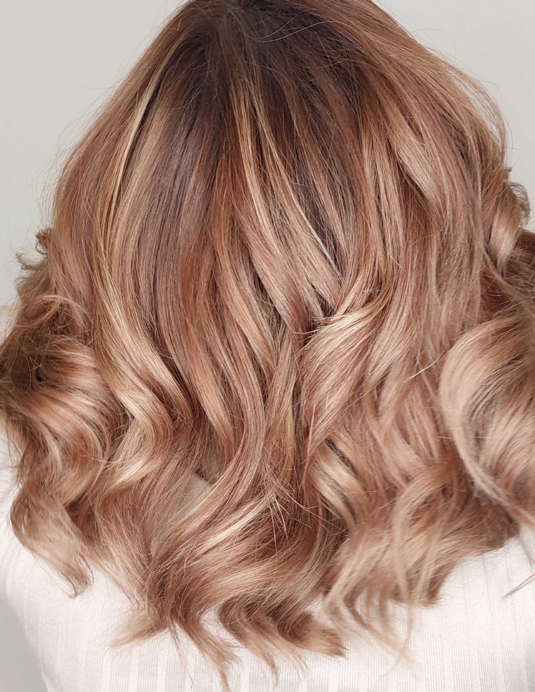Salon V #beograd Ombre, sombre, balayage Balayage - kosa srednje dužine