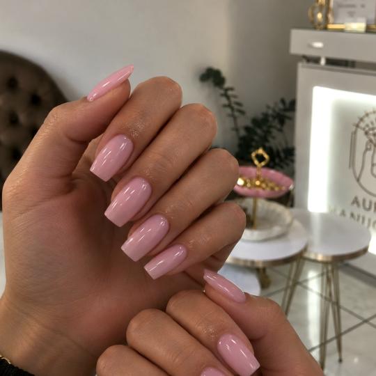 Auréa manucure #novisad Gel lak Gel lak Nokti