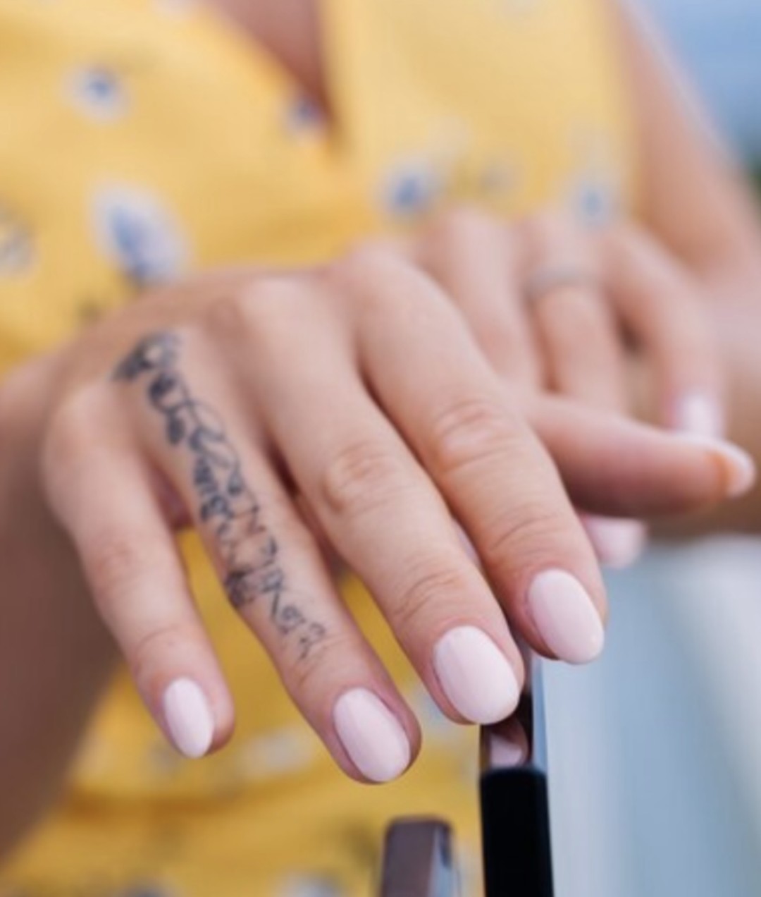 Gel lak - M dužina - Nikita studio, Beograd Gel lak Nokti Gel lak, Beograd, Vračar, Čubura, Crveni krst