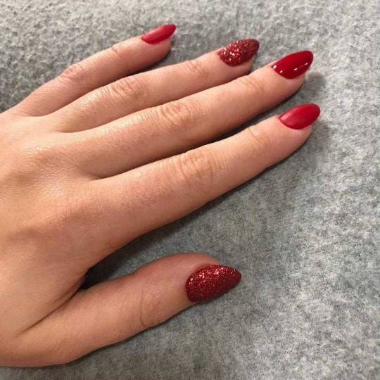 D&D Beauty Center #beograd Ojačavanje noktiju Ojačavanje prirodnih noktiju - gel lak