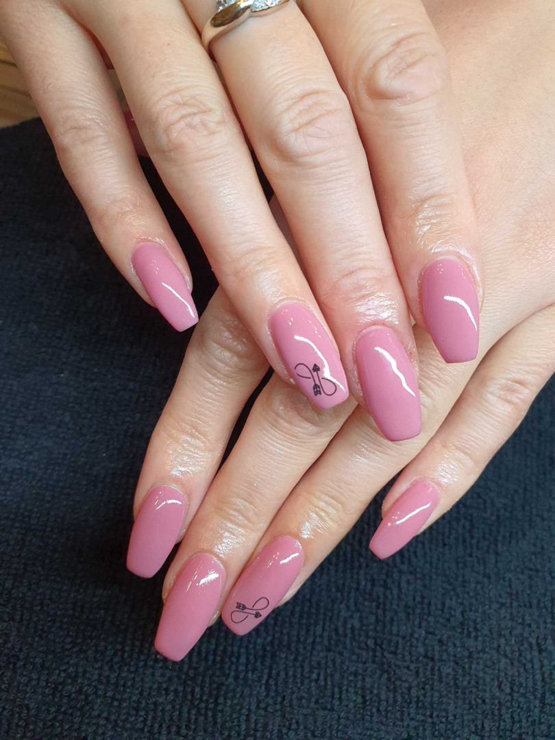 Izlivanje notkiju dužina 2 - Right Beauty, Beograd Izlivanje noktiju Nokti Izlivanje noktiju, Beograd, Centar, Stari grad, Dorćol