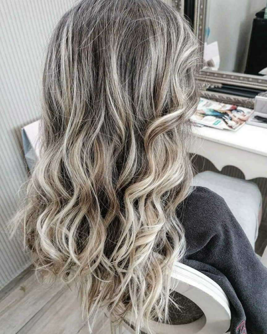 Bibi beauty centar #beograd Šišanje Žensko šišanje + feniranje - kratka kosa