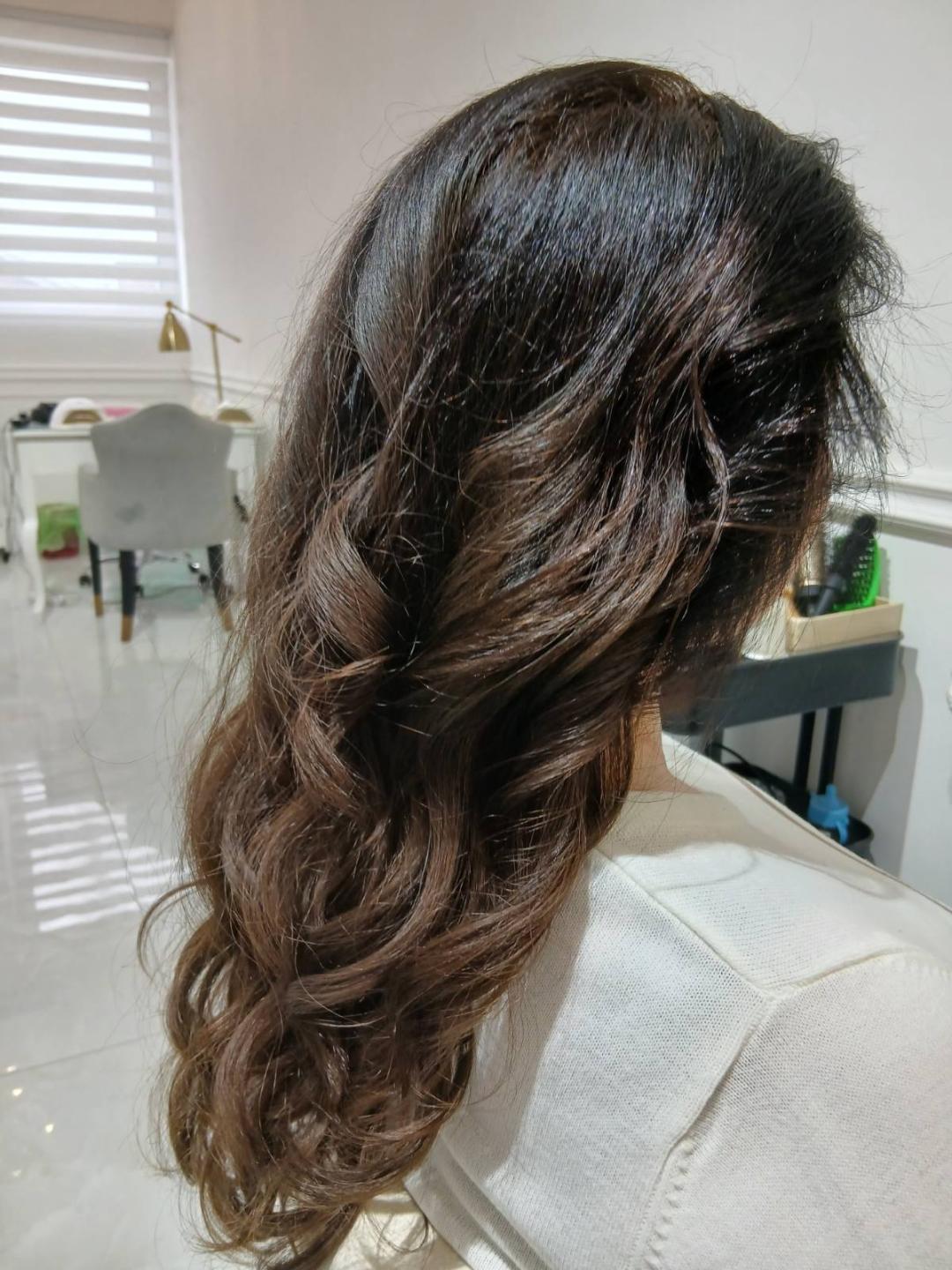 Dve mace 2 #beograd Feniranje i stilizovanje Feniranje na lokne - duga kosa