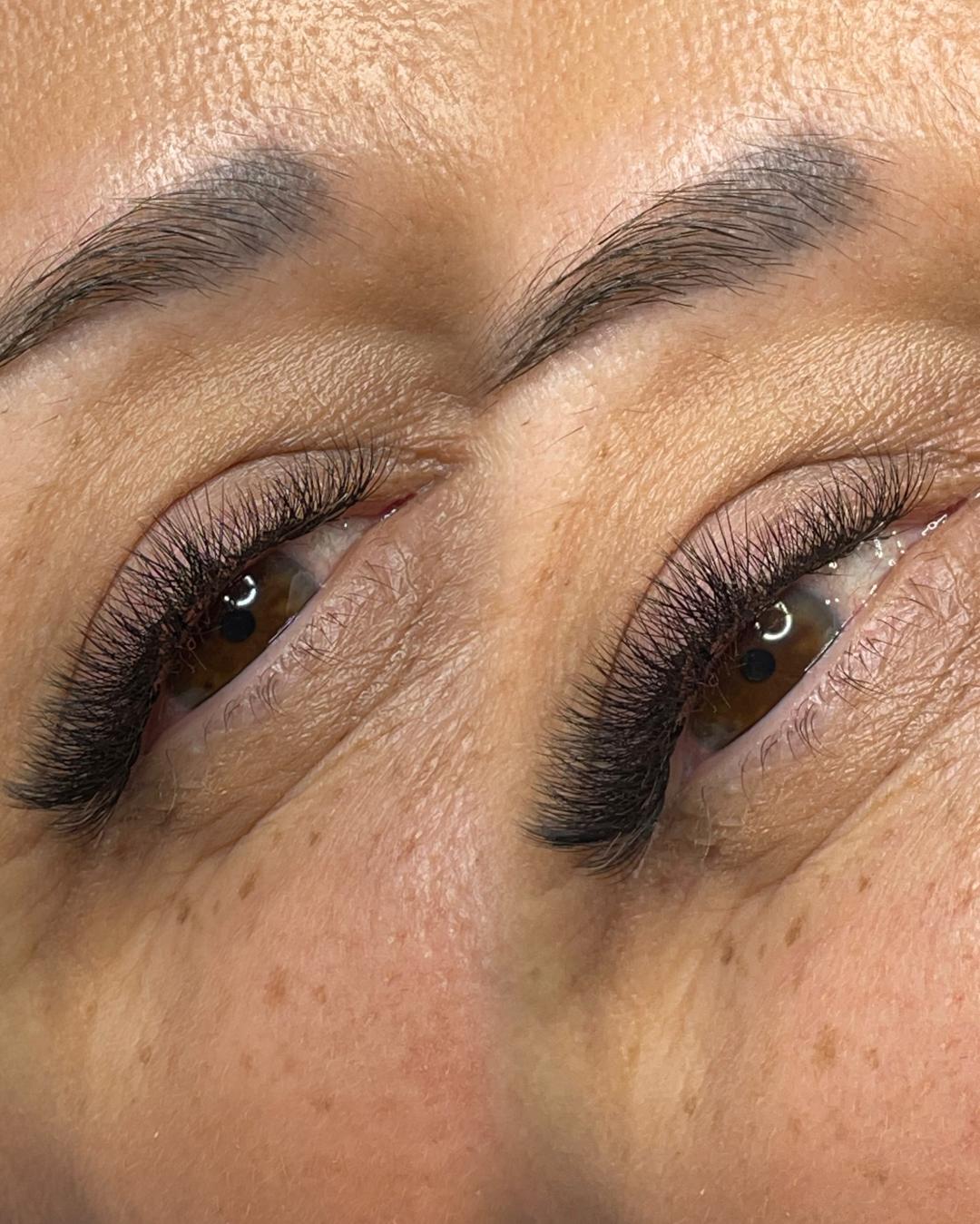 Mask #beograd Nadogradnja trepavica Nadogradnja svilenih trepavica - ruski volumen