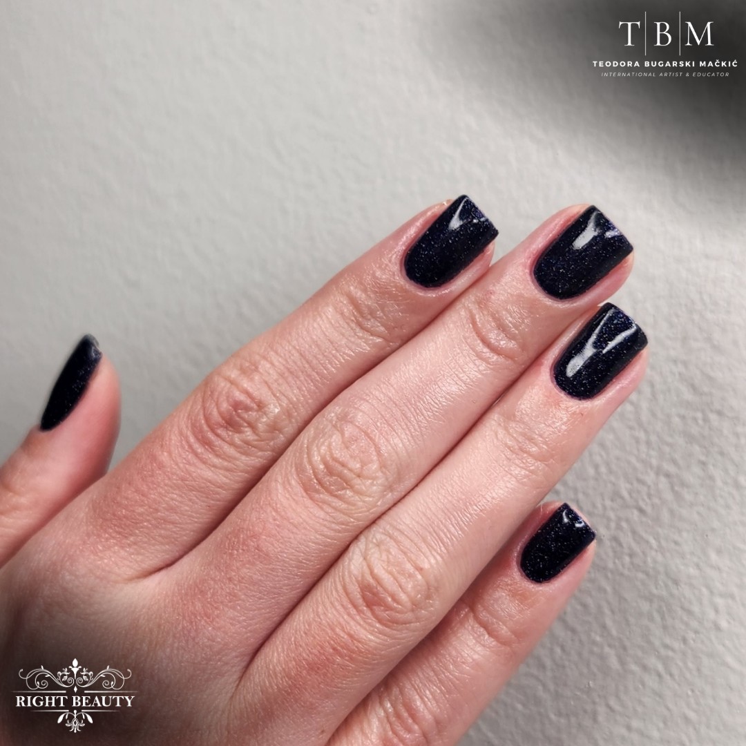 Manikir + gel lak sa raber bazom (kratki) - kod Teodore - Right Beauty, Beograd Gel lak Nokti Gel lak, Beograd, Centar, Stari grad, Dorćol