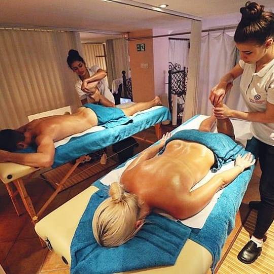 Lotus Massage #beograd Opšta masaža Za dvoje Relax masaža Mirisnim uljima i stručnim maserkama r
