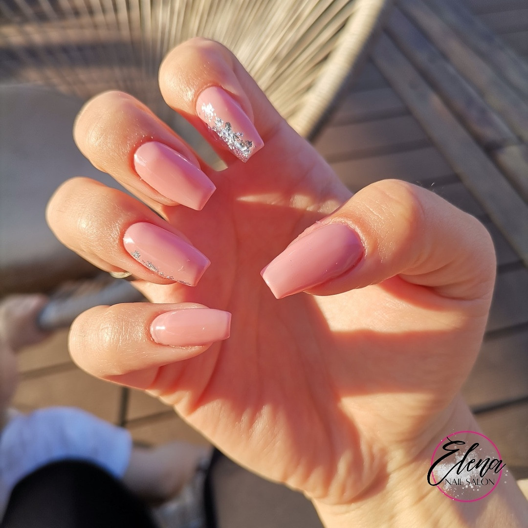 Elena Nails #beograd Izlivanje noktiju