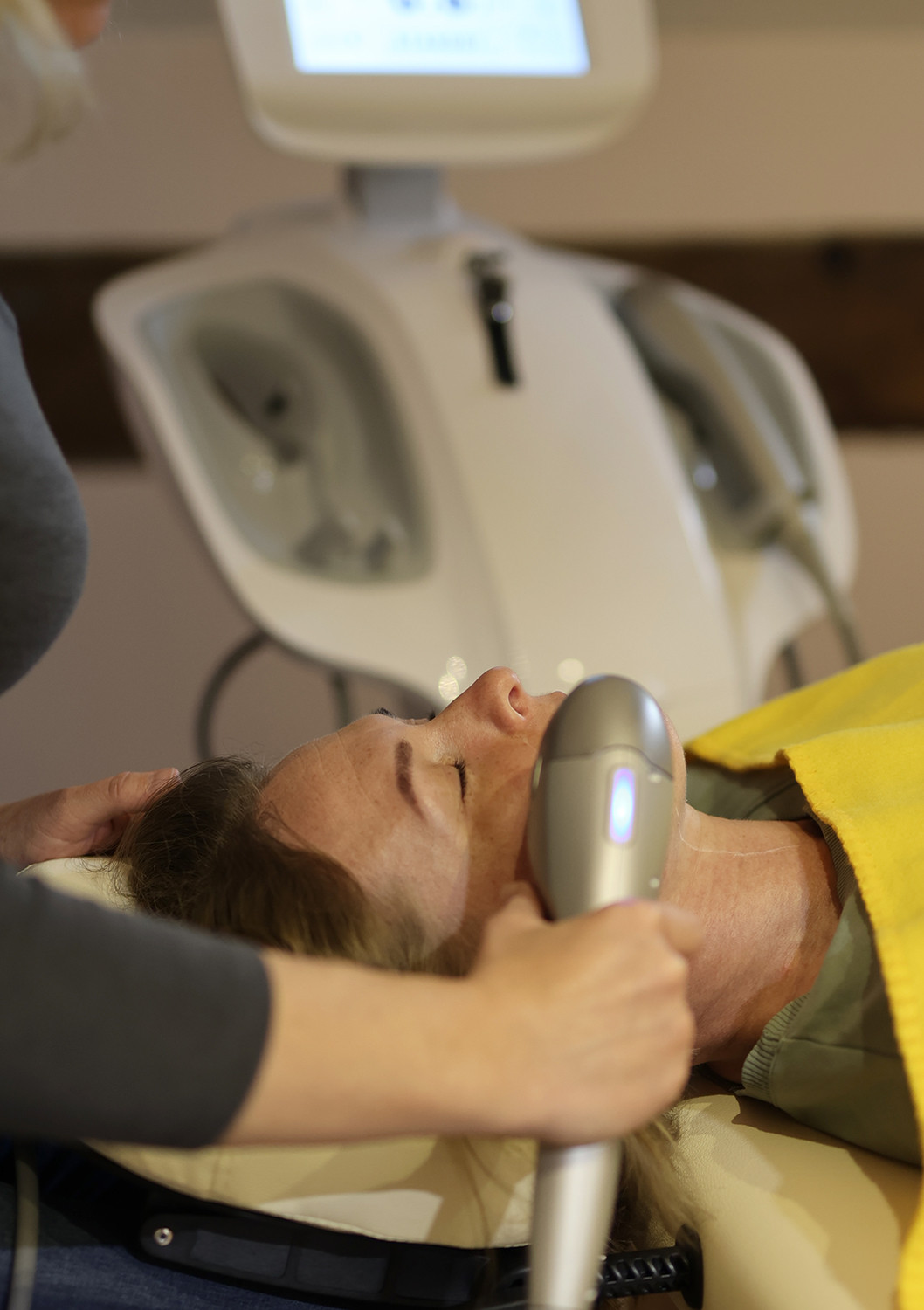 Beauty and me #novisad Lifting / zatezanje kože HIFU SMAS 7D - lice (nehirurški lifting lica bez vrata)