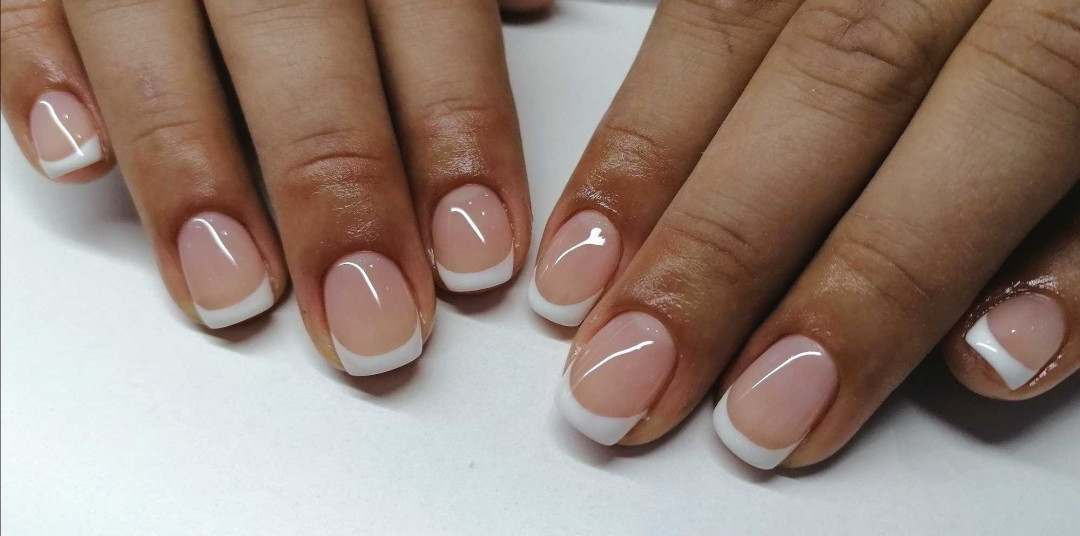 My Beauty Corner #beograd Ojačavanje noktiju Ojačavanje prirodnih noktiju gelom