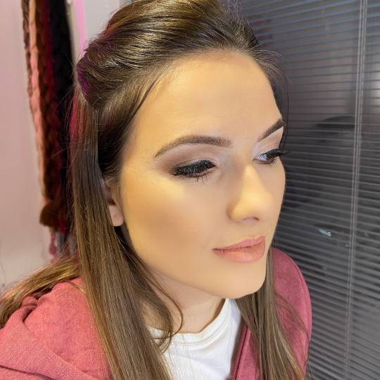Princess beauty #nis Make-up / šminkanje Profesionalno šminkanje + veštačke trepavice