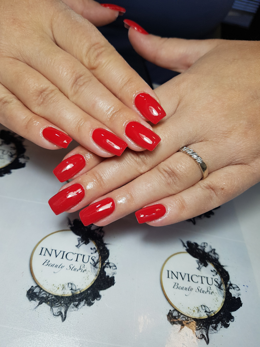 Invictus #beograd Ojačavanje noktiju Ojačavanje prirodnih noktiju gelom - S dužina