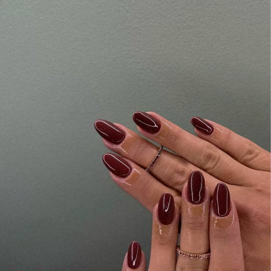 La belle beauty corner #nis Izlivanje noktiju Izlivanje noktiju gelom - M dužina