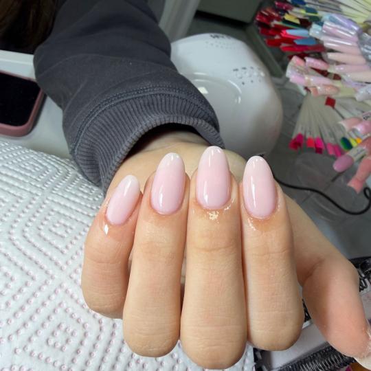 Sneža Nails usluga