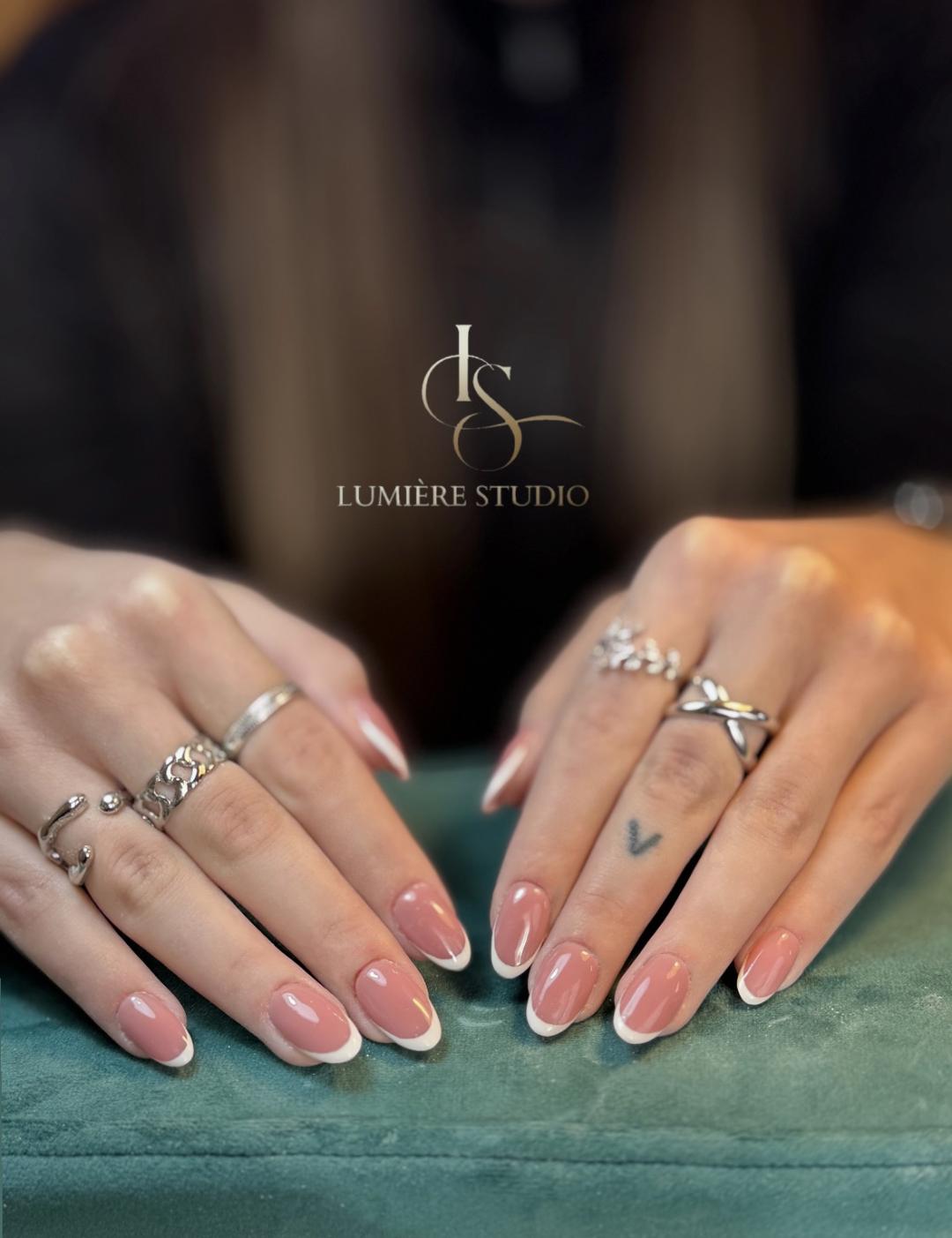 Izlivanje noktiju gelom - S dužina - Lumière studio, Beograd Izlivanje noktiju Nokti Izlivanje noktiju, Beograd, Voždovac