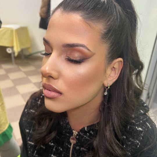 Kutak za dame Ceky #beograd Make-up / šminkanje Profesionalno šminkanje