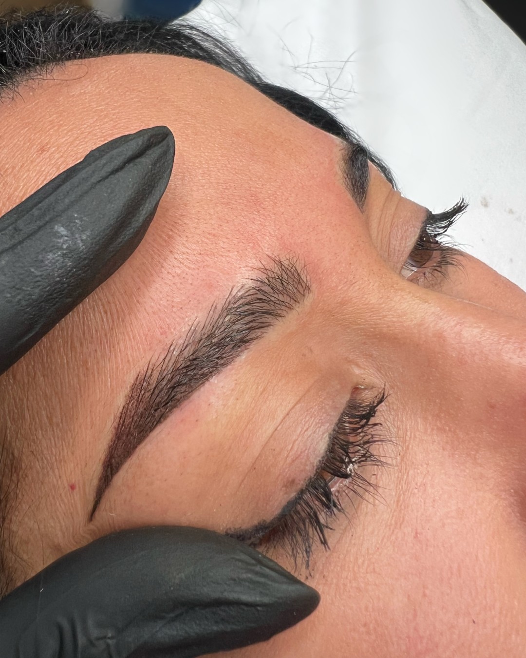 L’AVENUE #beograd Trajna šminka Kombinovana tehnika - microblading + puder