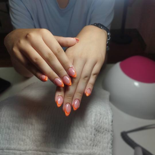 Studio Diva Lux #nis Ojačavanje noktiju Ojačavanje noktiju S dužina korekcija