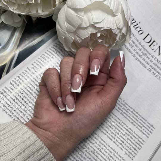 Doll's Code #novisad Izlivanje noktiju Izlivanje noktiju gelom - M dužina