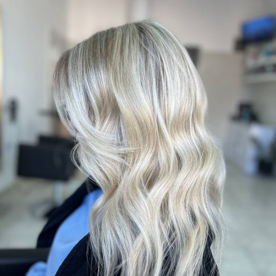 Kala #novisad Ombre, sombre, balayage Airtouch/Babylights - kosa srednje dužine