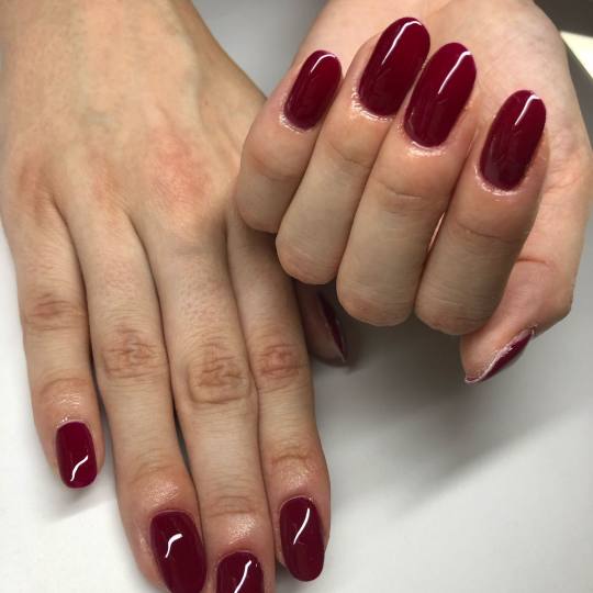 Mademoiselle Beauty #beograd Gel lak Gel lak - ruke sa aparatnim manikirom