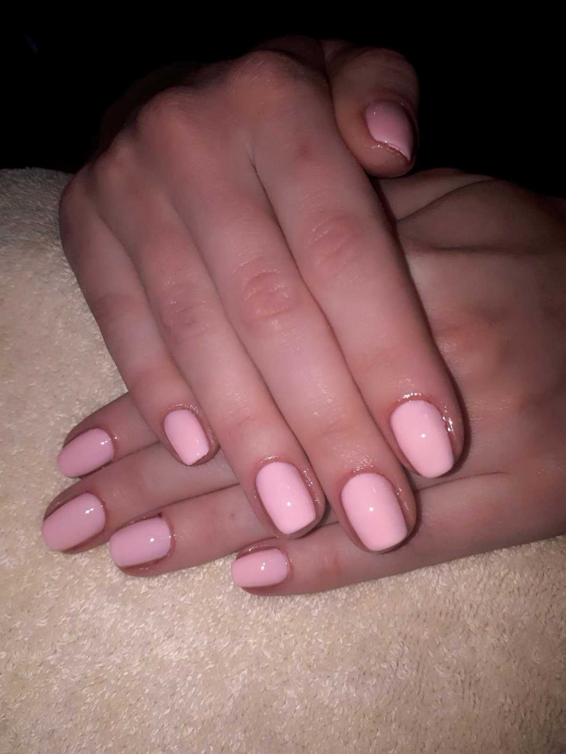 Manikir + lakiranje noktiju - Bibi beauty centar, Beograd Manikir Nokti Manikir, Beograd, Banovo brdo