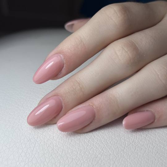 Ena beauty studio #nis Izlivanje noktiju Izlivanje noktiju gelom - L dužina