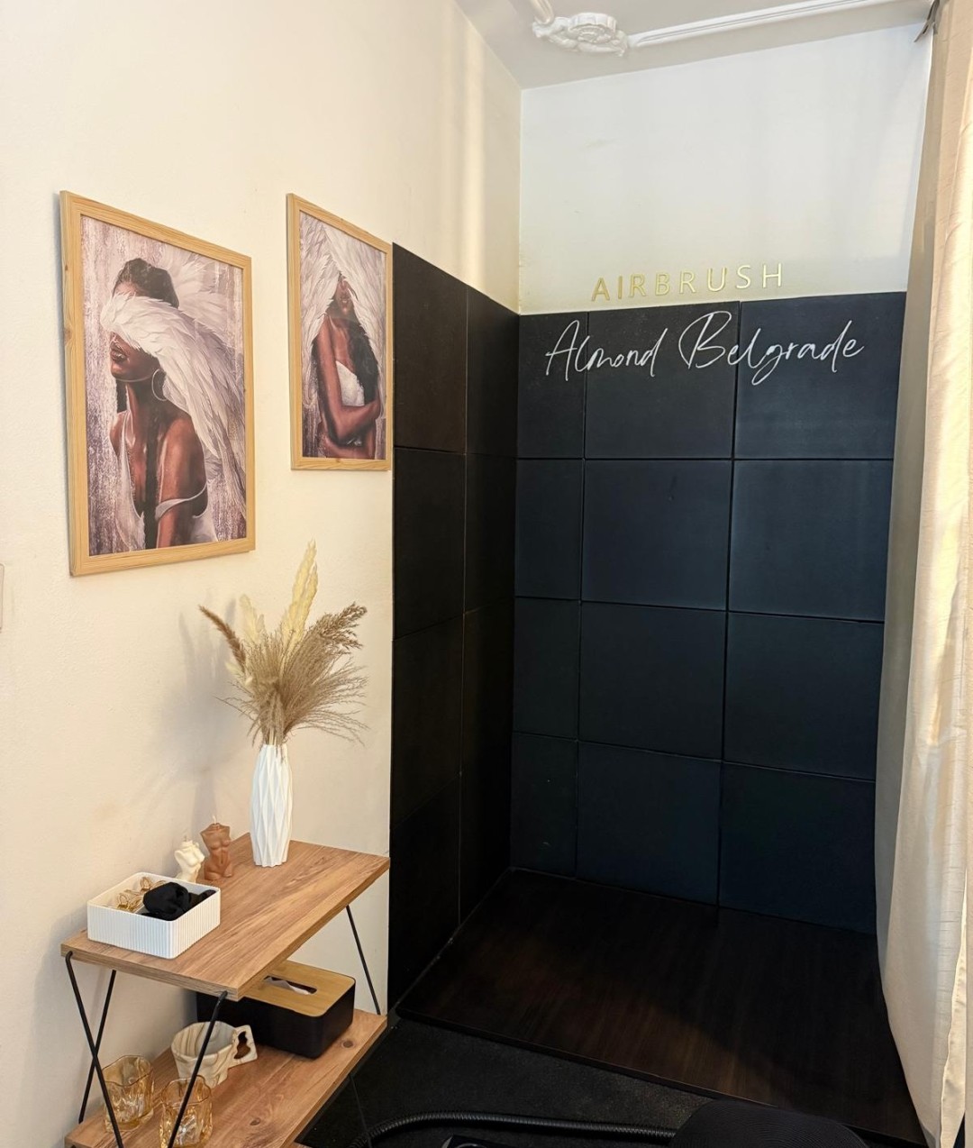 Studio Modesty - T - Almond #beograd