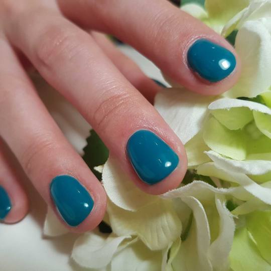 Unna Centar #beograd Manikir #trajni lak Spa manikir + gel lak CUCCIO COLOUR VENEER SOAK OFF SISTEM 