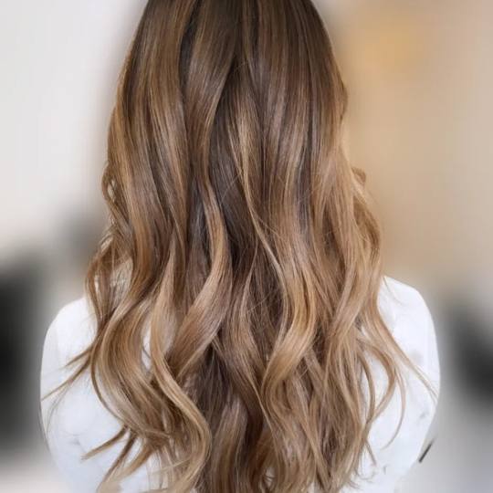 Emaleon #stara-pazova Ombre, sombre, balayage Balayage - duga kosa+šišanje i feniranje