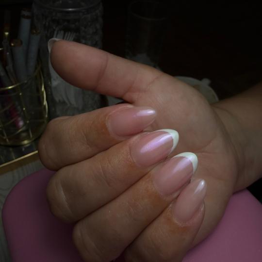 Beauty room Zvezdara #beograd Izlivanje noktiju Korekcija izlivanja noktiju gelom - M dužina Nokti