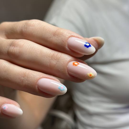Lui beauty concept #beograd Manikir Manikir + gel lak - M dužina